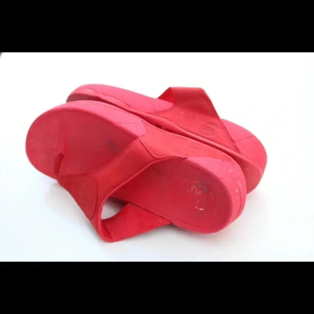Flip top sandals